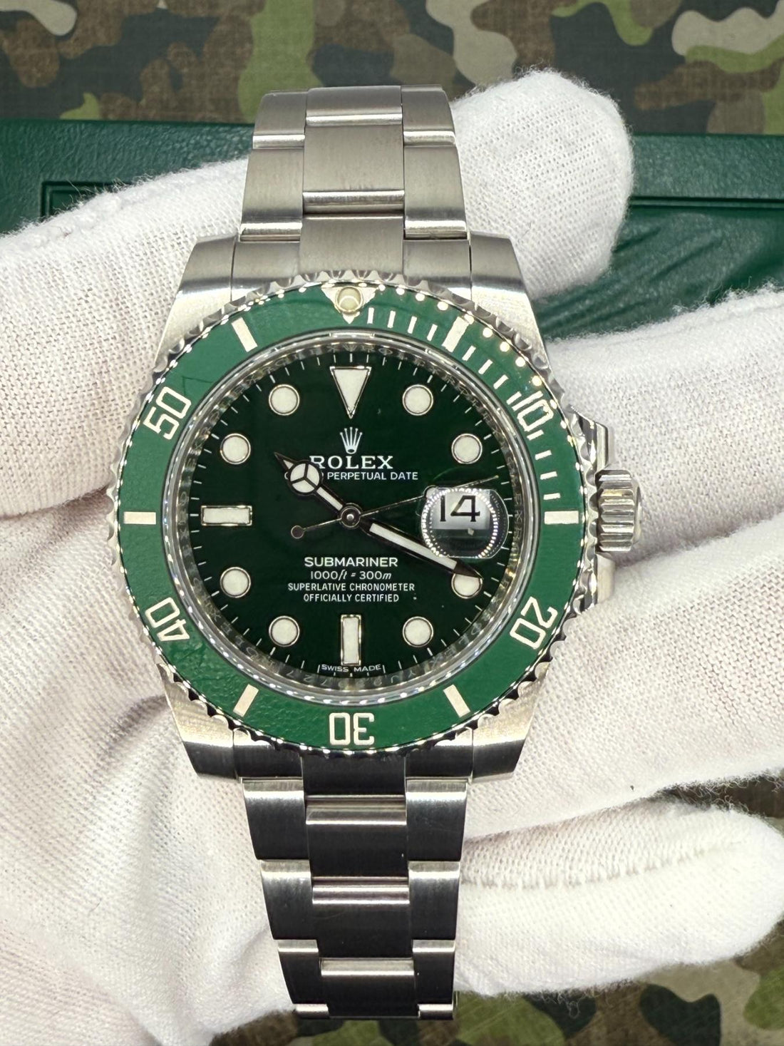Rolex Submariner Date "Hulk" 116610LV